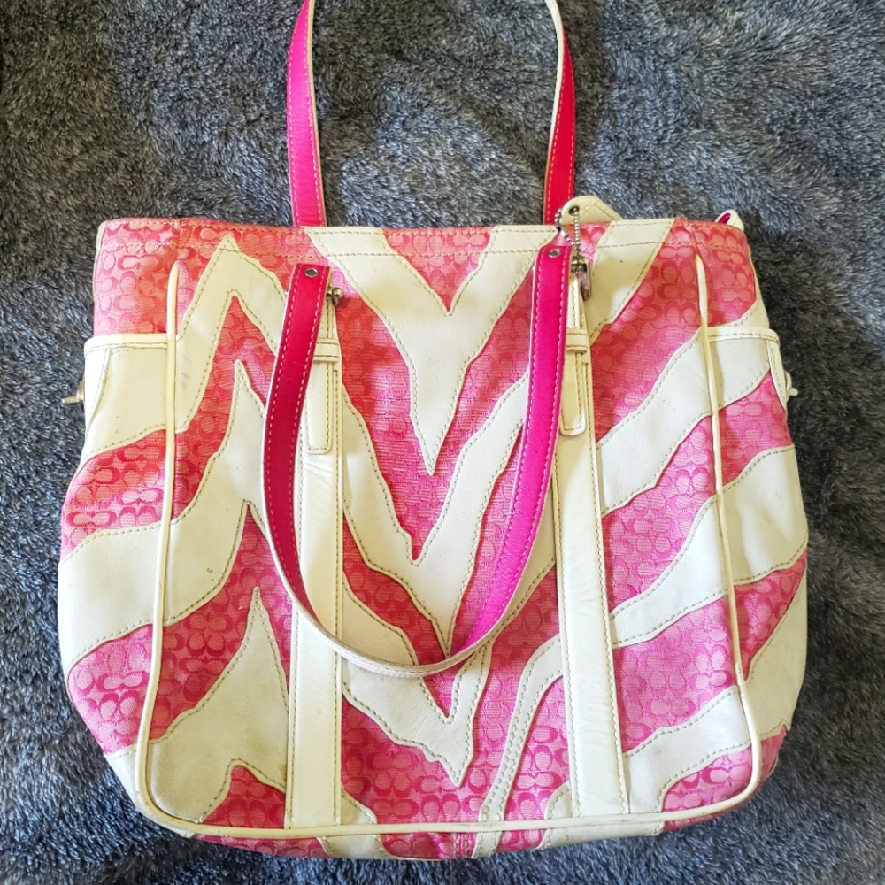 Signature Pink purse